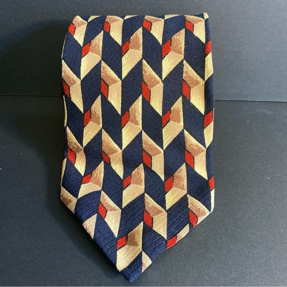 Hugo Boss Black Label Necktie Geomatic 100% Silk‎ Luxury Designer Classic